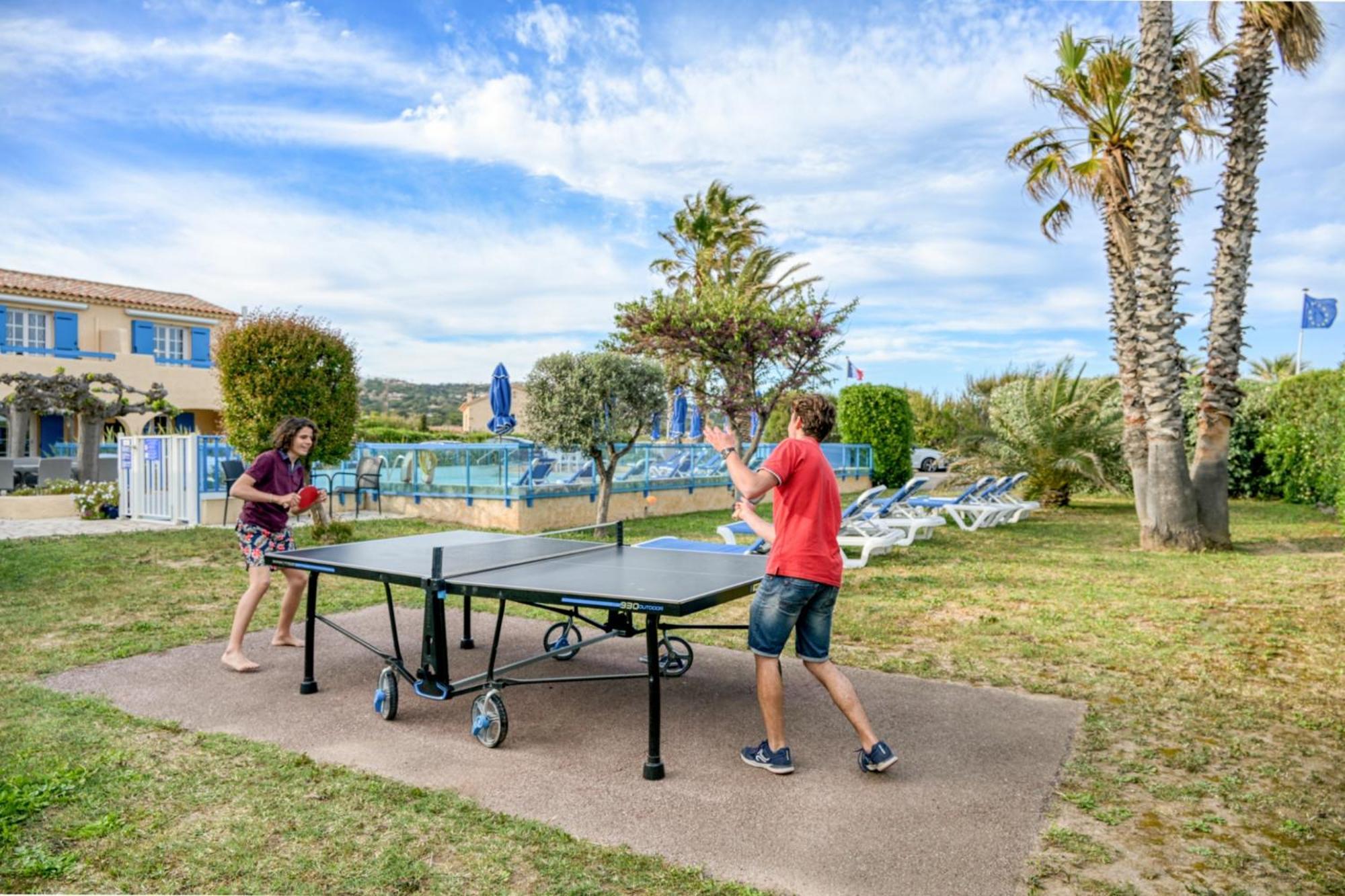 Cit'Hotel Hostellerie de la Nartelle Sainte-Maxime Esterno foto