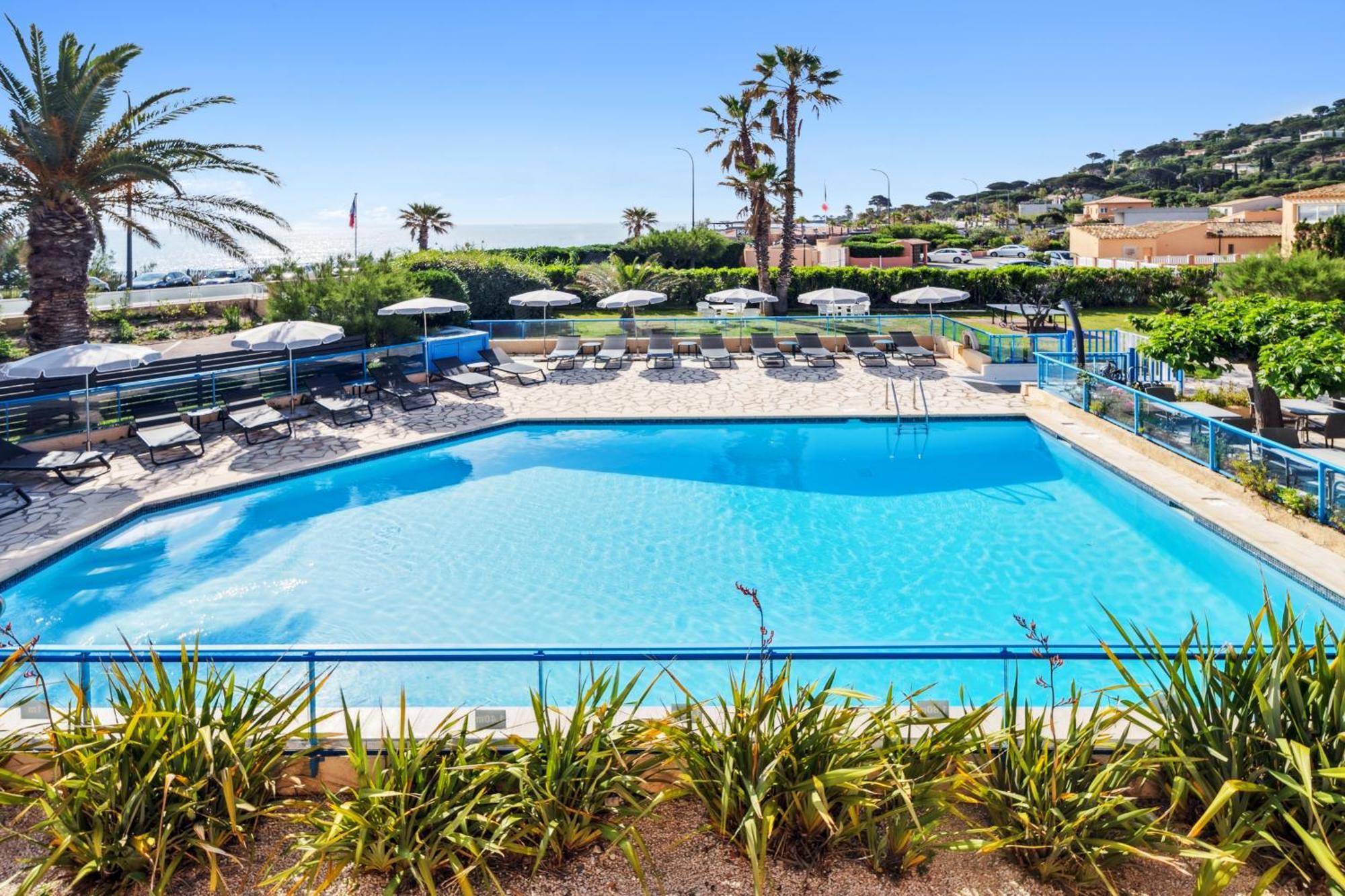 Cit'Hotel Hostellerie de la Nartelle Sainte-Maxime Esterno foto