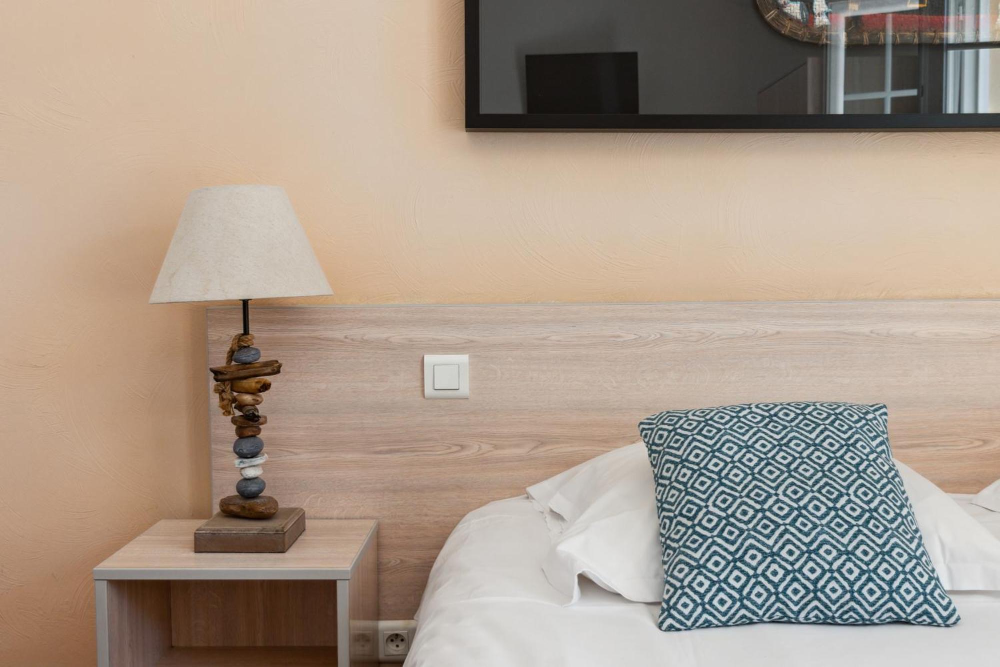Cit'Hotel Hostellerie de la Nartelle Sainte-Maxime Esterno foto